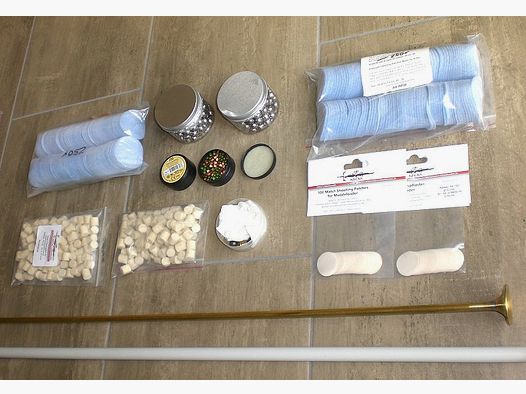 Zubehör Vorderlader 200 Kugeln 11,15mm , 500 Zündhütchen, Pulverrohr, Schusspflaster, Reinigungspats usw.