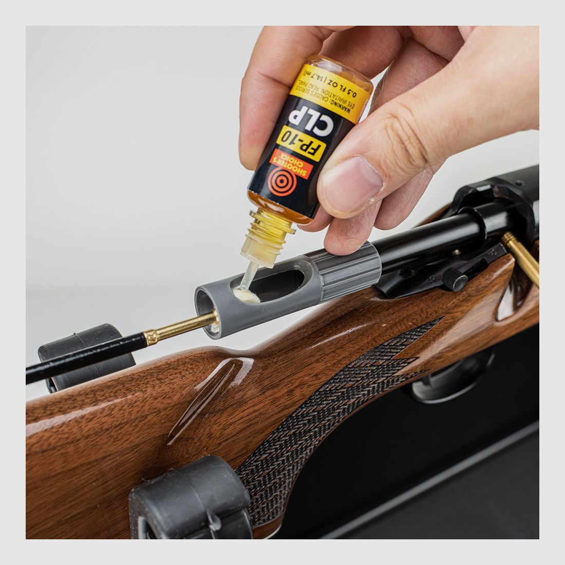 Guida universale per canne Shooter's Choice con porta solvente e colletto MSR/AR (SHF-BG-U)