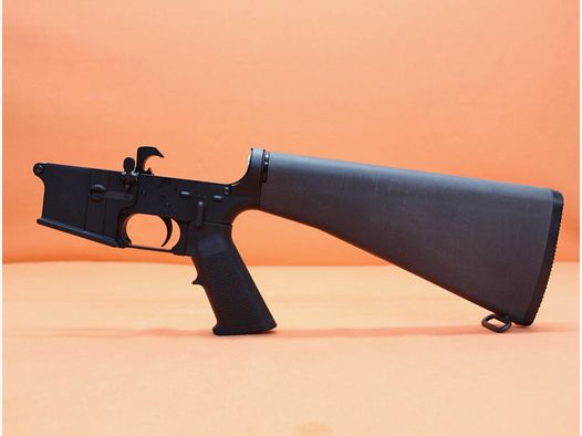 Diverse lower housing Oberland Arms OA-15: Lower receiver semi-auto complete / A2 stock system AR-15