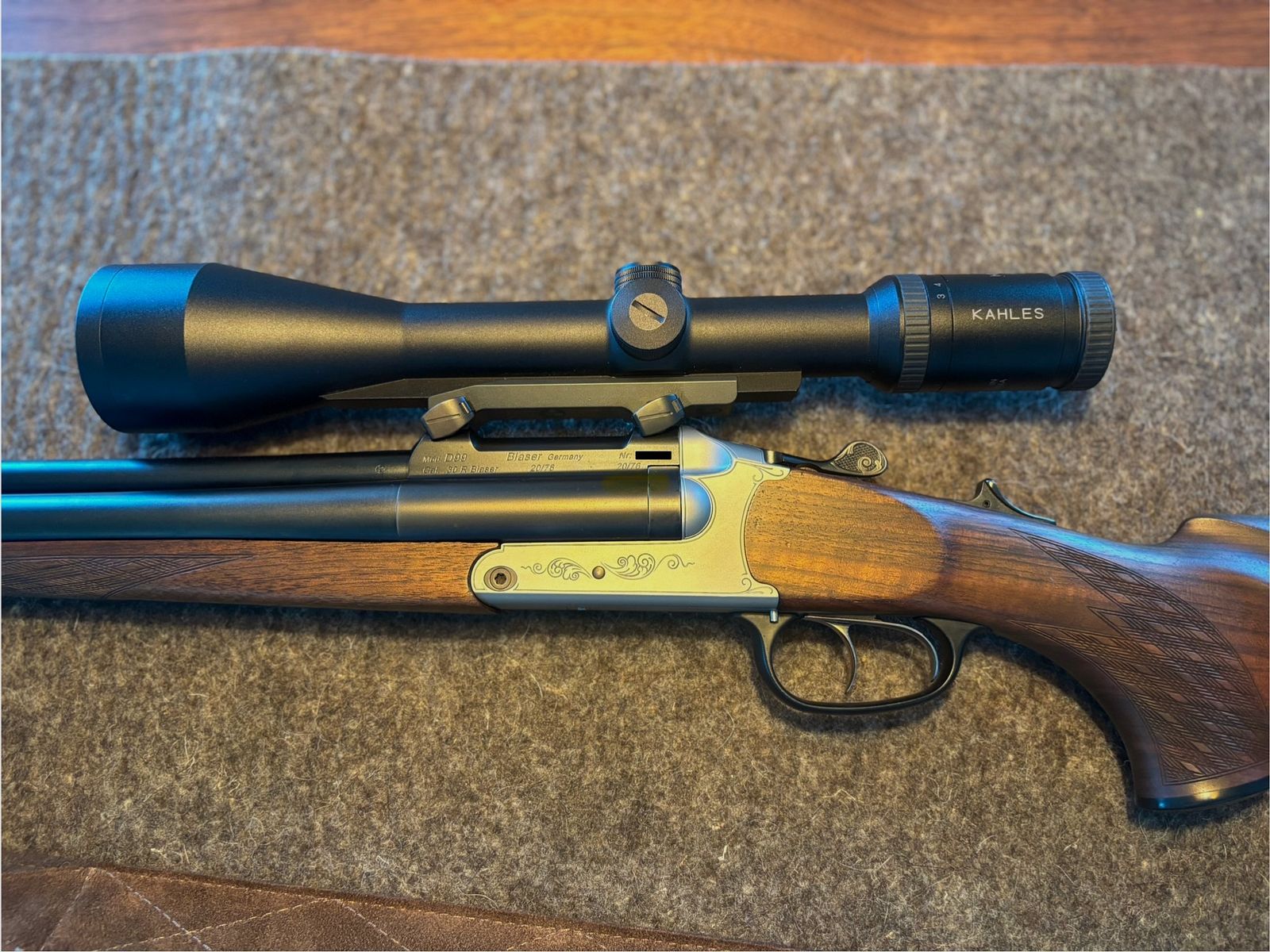 Blaser D99 Drilling Kal. .30R; 20/76; EL 5,6x52R in 1a Zustand 