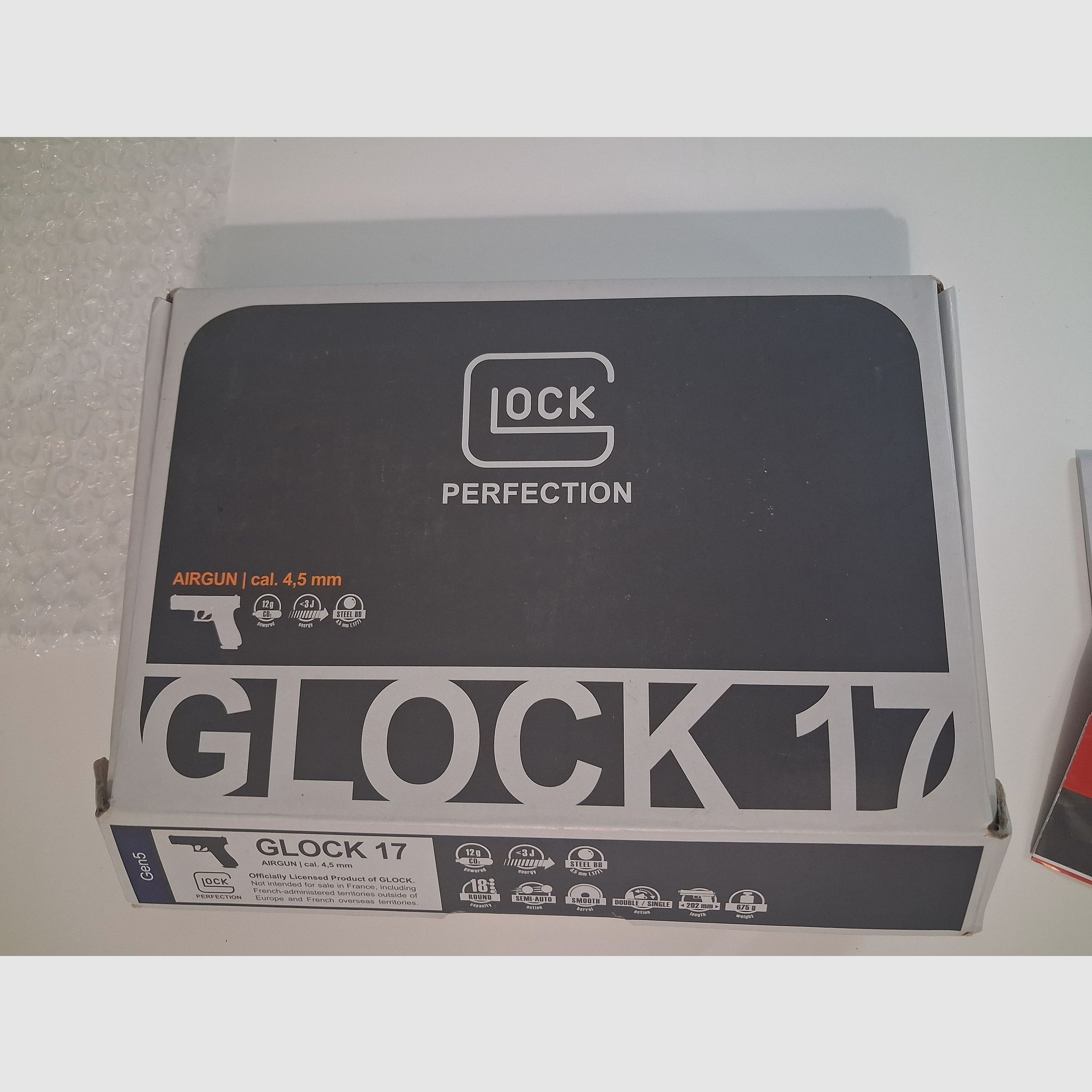 Glock 17 Gen5 CO2 Airgun 4.5 mm BB – Blowback