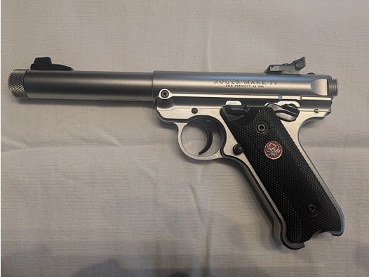 Ruger Mark IV Target - Plata - 5,5 pulgadas - .22lr