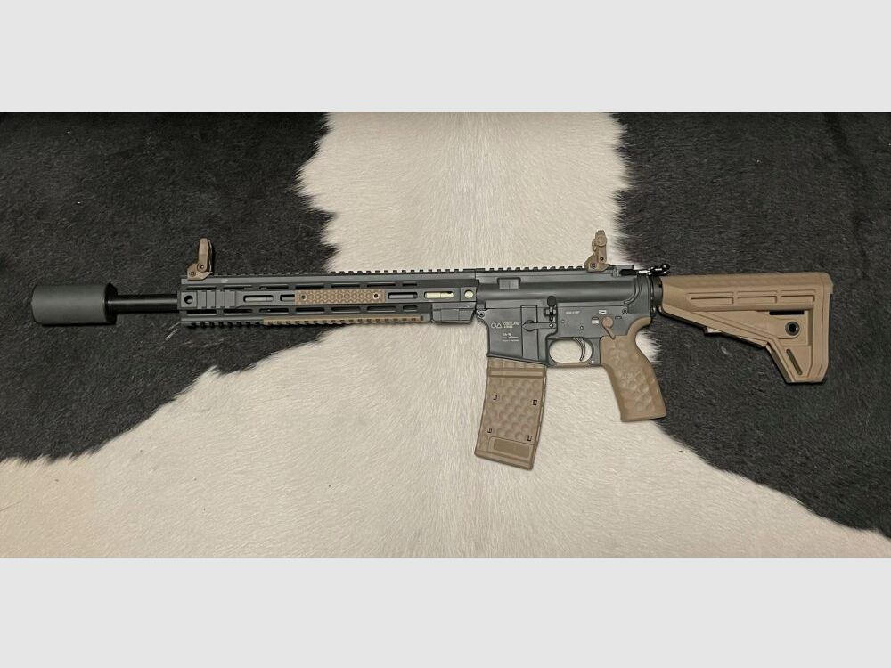 OBERLAND ARMS OA-15 PR M5, loop 16,75", OA MDR M-LOK handgreep 13", OA M4-schaft BUIS, MFD