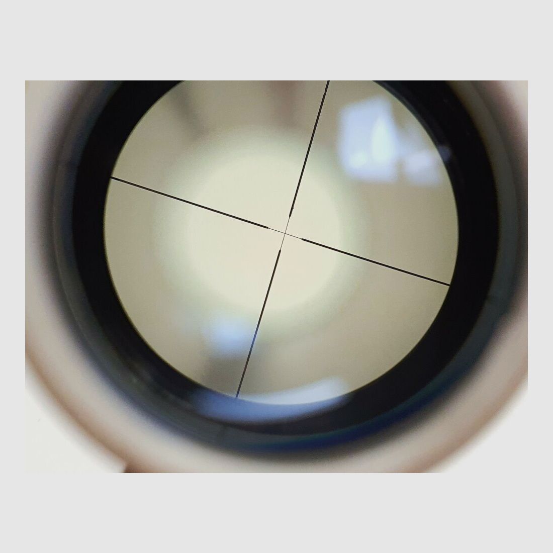 Voere GmbH Furtwangen Duitsland herhaler Voere in kaliber .22 lfb. met scope