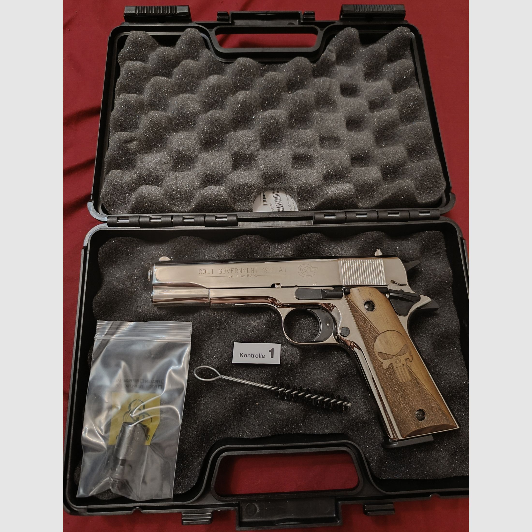 Colt 1911 A1 Chrom/Punisher Umarex