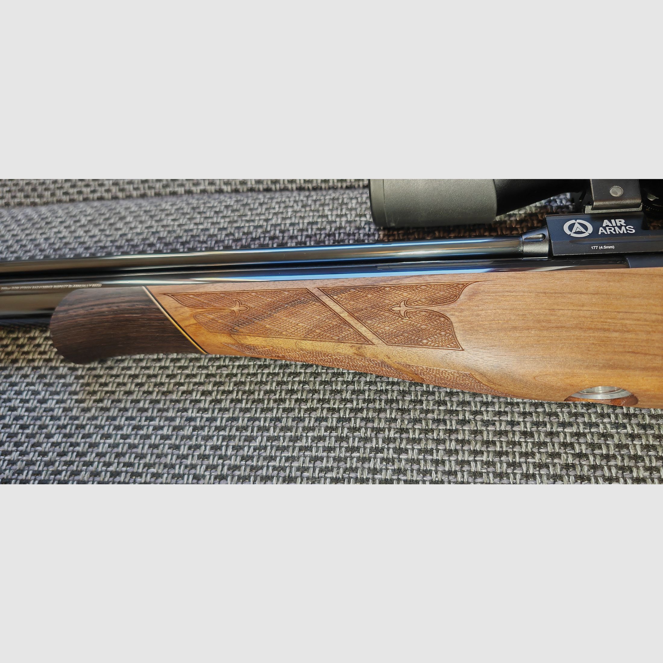Air Arms S400 Walnuss 4,5mm, rechts, wie Neu