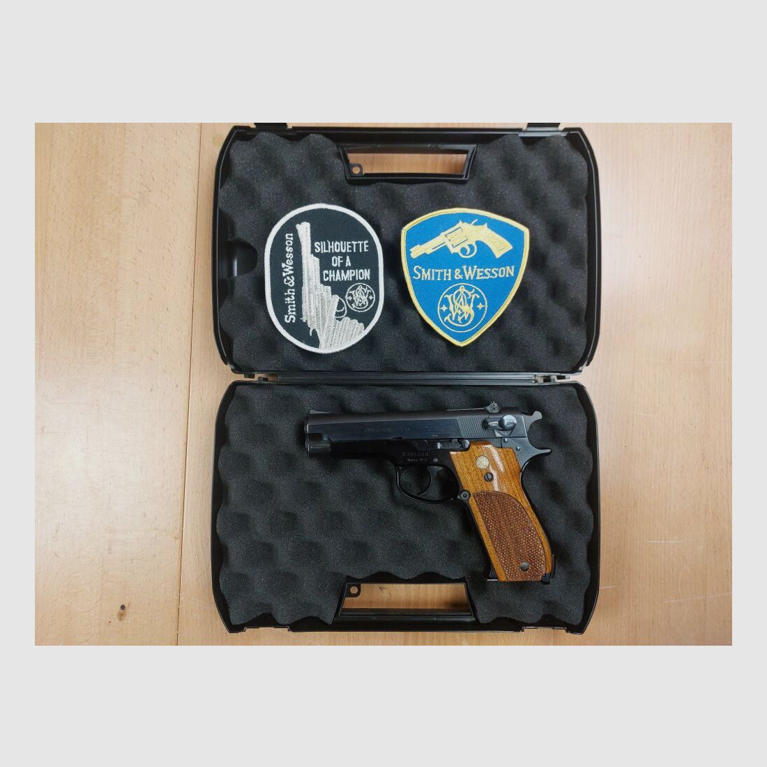 Smith & Wesson, USA M 39-2