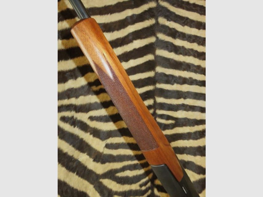 Selbstladebüchse BROWNING Bar 4X Hunter Bavarian gr.2 Kal.30-06 Lauf 53 cm ohne Visierung, Bild 4 von 9