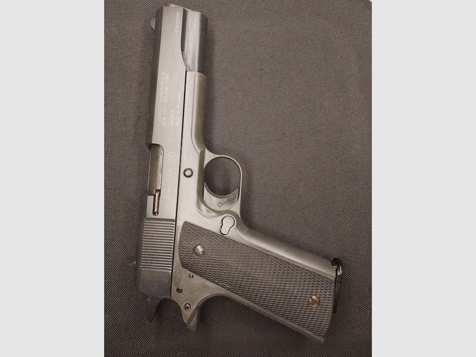 Colt Government 1911 A1 blank firing pistol 9mm P.A.K. (PTB 774) with 3 magazines