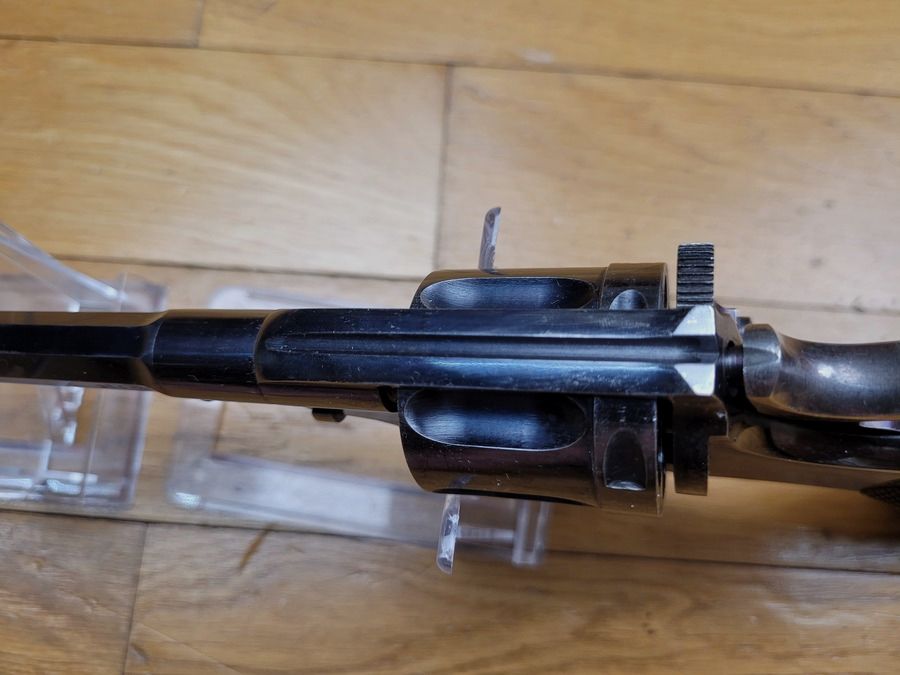 Magnífico revólver sueco 1887 – rara primera fabricación Nagant en Bélgica para Suecia – en 7,5 Nagant – Número de serie único – Mágico bluing original – Estado superb, imagen 13 de 17