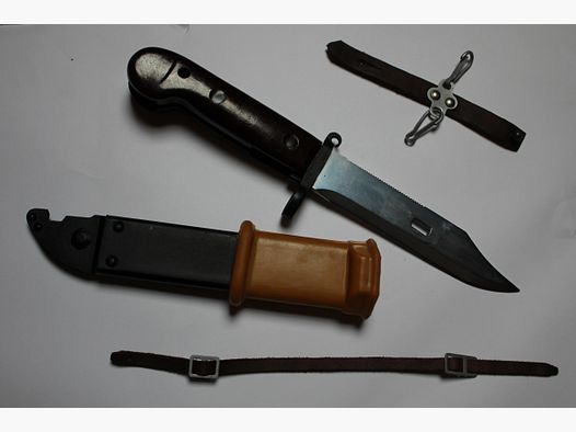 Ungarisches Seitengewehr bzw. 6h3 AK47 Bajonett  in exzellentem Zustand (hungarian 6x3 AK Bayonet) 