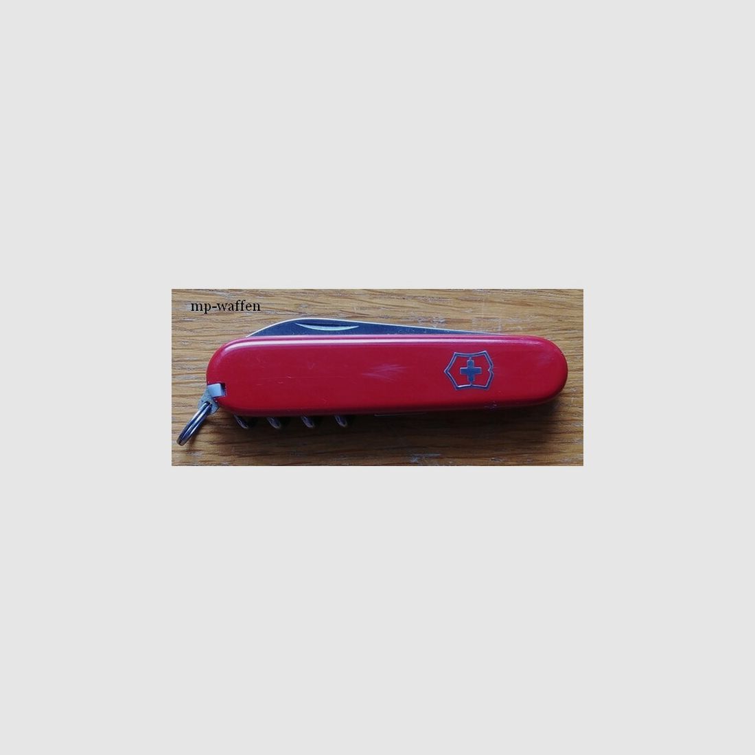 Victorinox Taschenmesser Waiter (9 Funktionen, Korkenzieher, Kombi-Klinge) rot