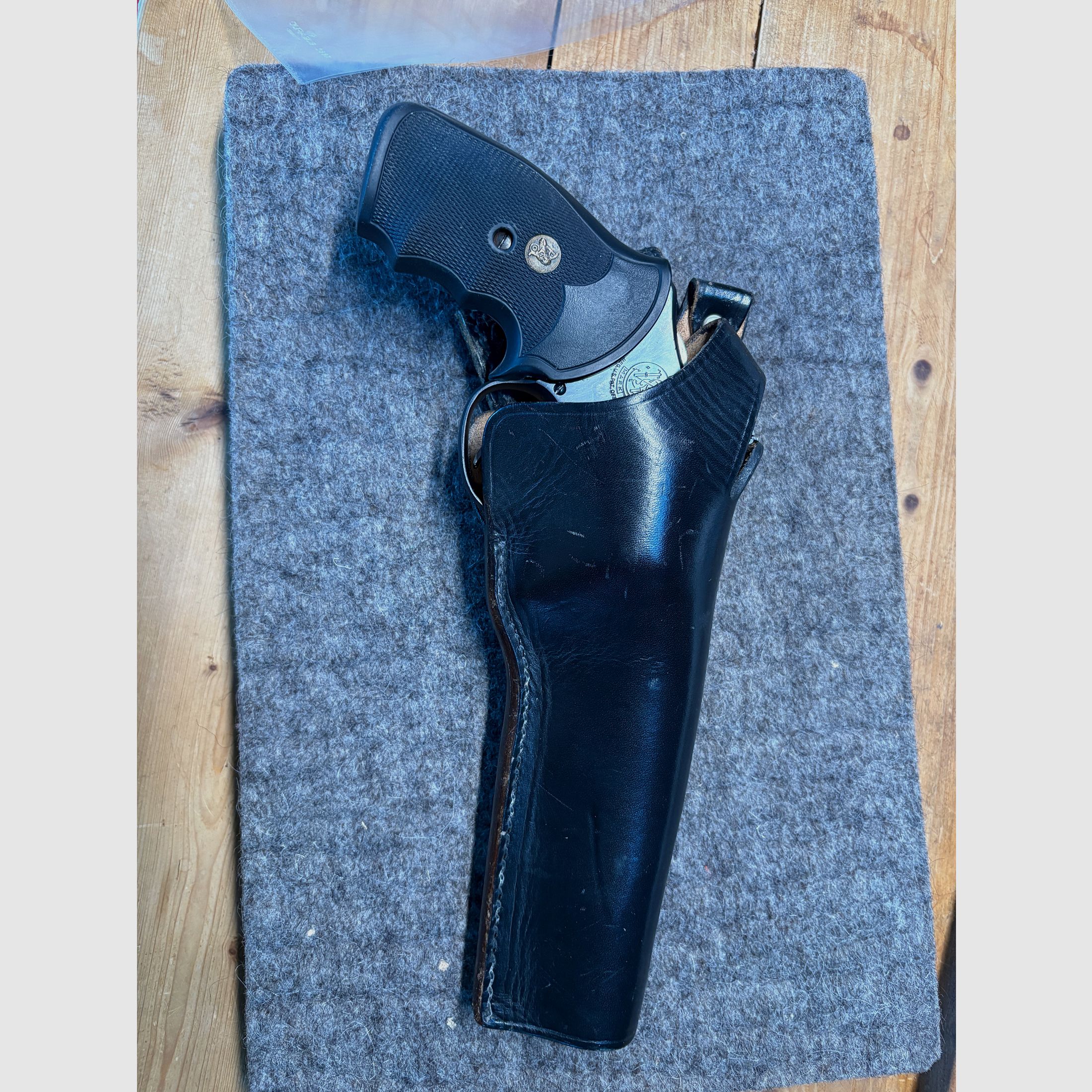 S&W Mod. 28 Highway Patrolman Revolver .357 Pachmayr Sickinger 6