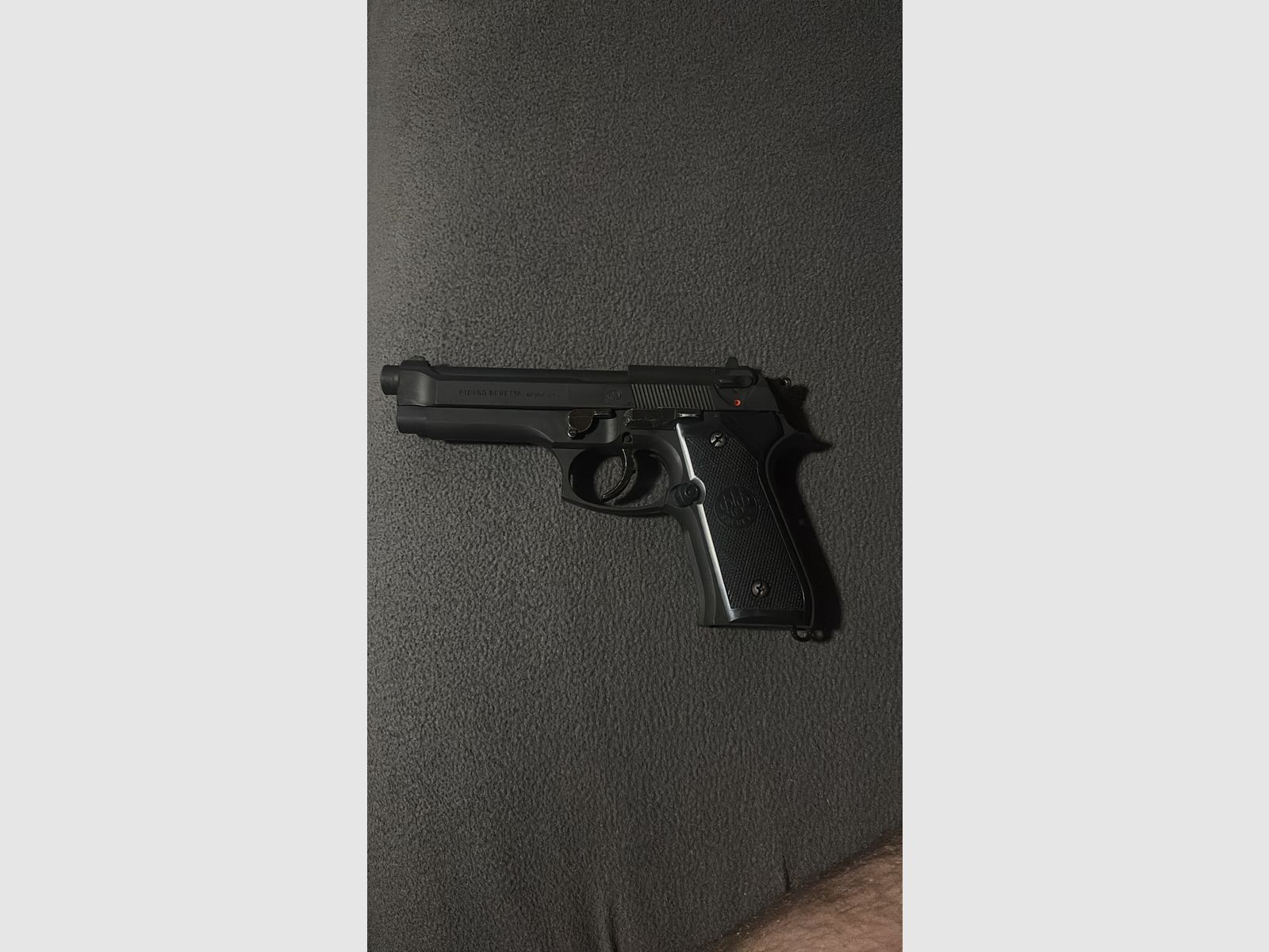 Pietro beretta pistolet, zdjęcie 2 z 2