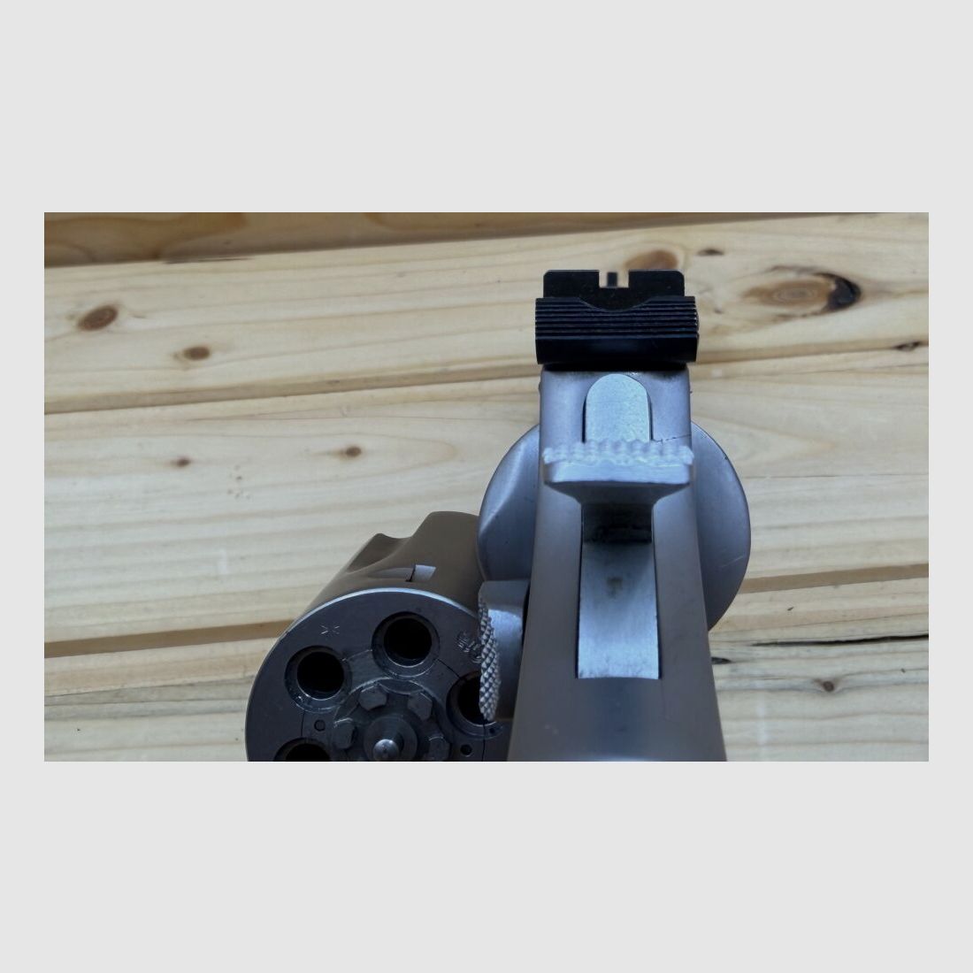 Smith & Wesson Mod. 617 Target Champion .22 l.r. Impugnature in legno .22lr