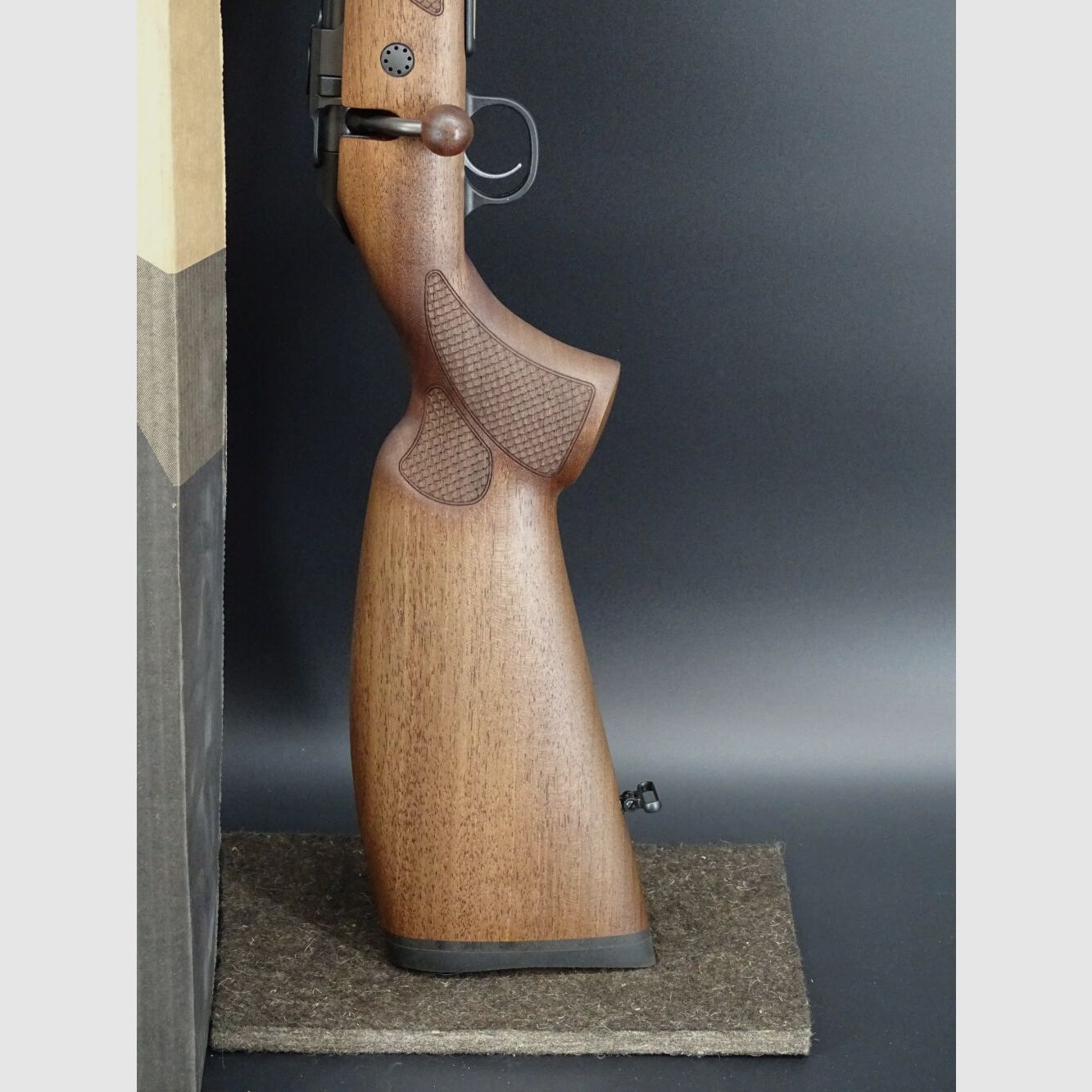 CZ 600 Lusso calibro 8x57IS canna filettata M15x1 arma nuova 600 lusso