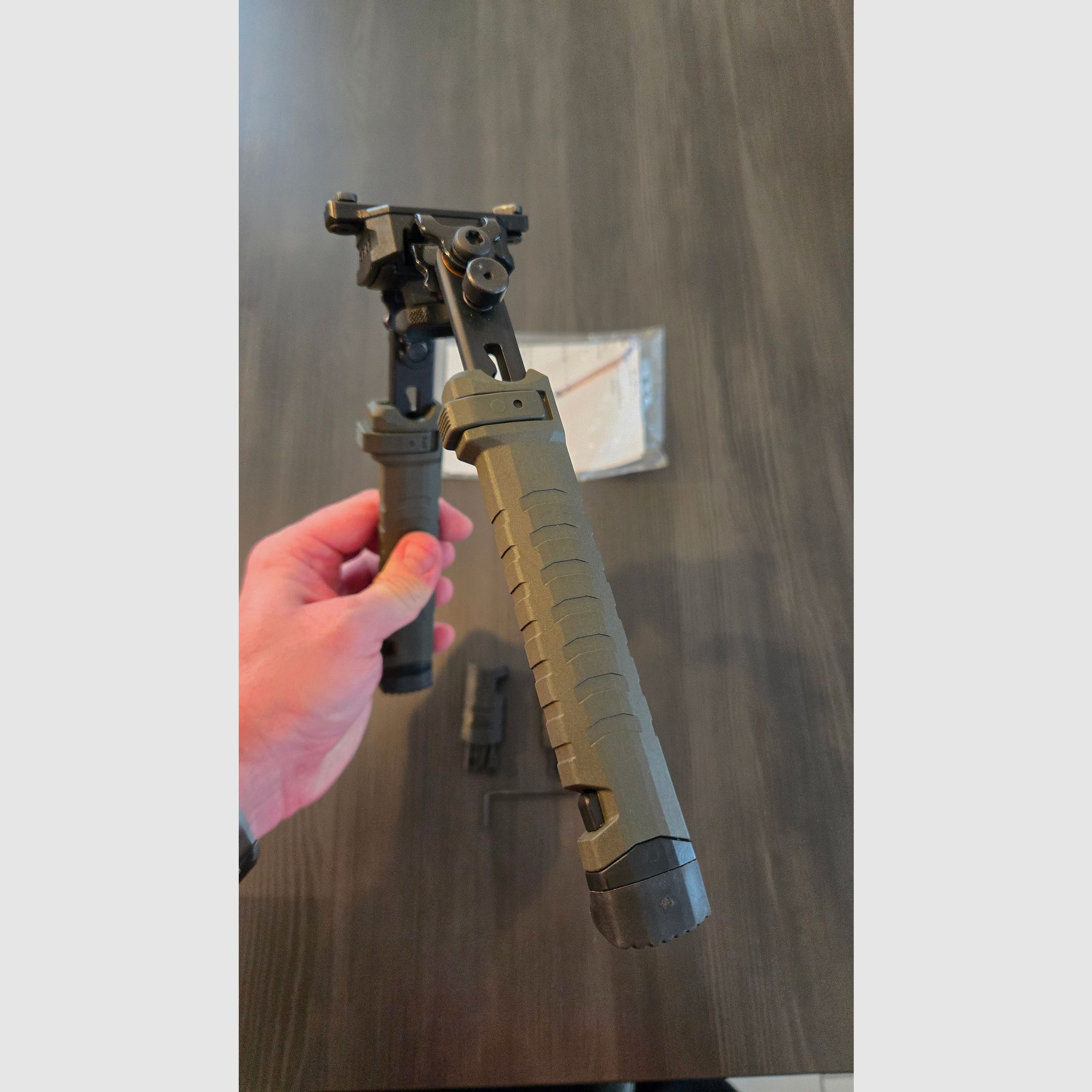 FAB Spike Precision Bipod - Zweibein Olive