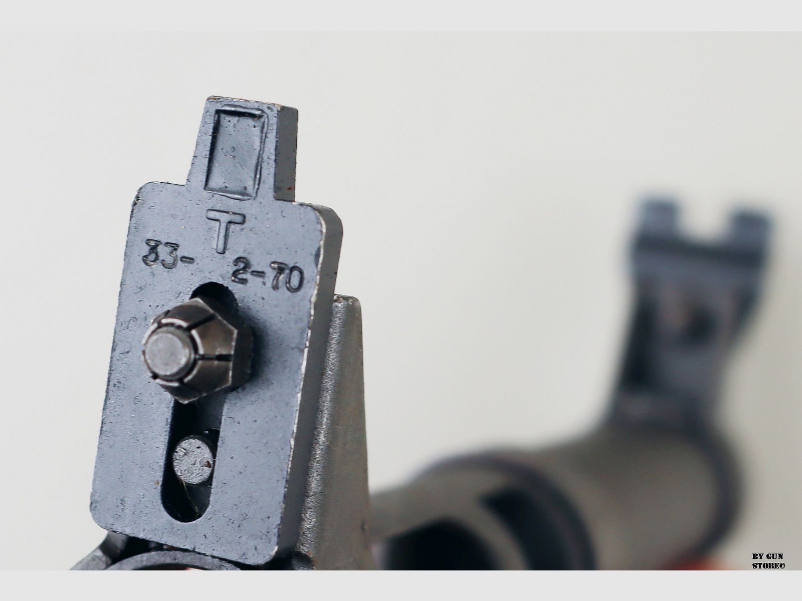 MAS-Gewehr mit Nachtsichtvisier, Bild 4 von 4
