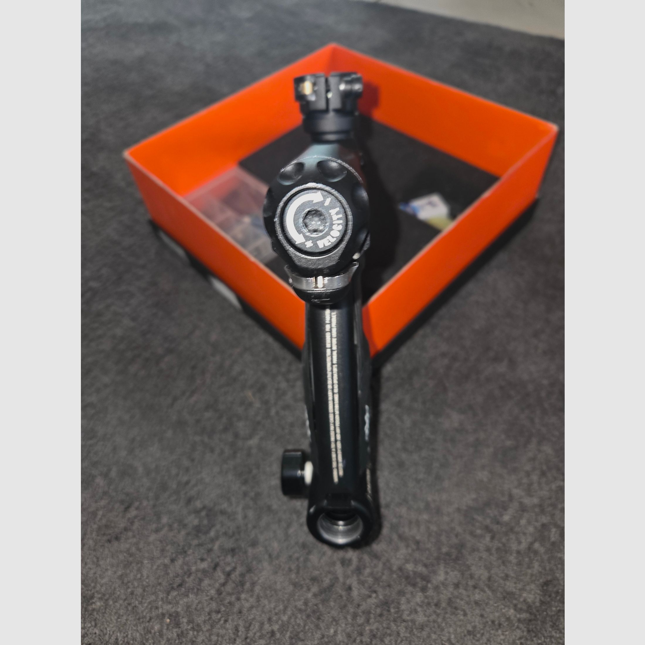 Empire Axe 2.0 – guter Zustand – Wartung empfohlen