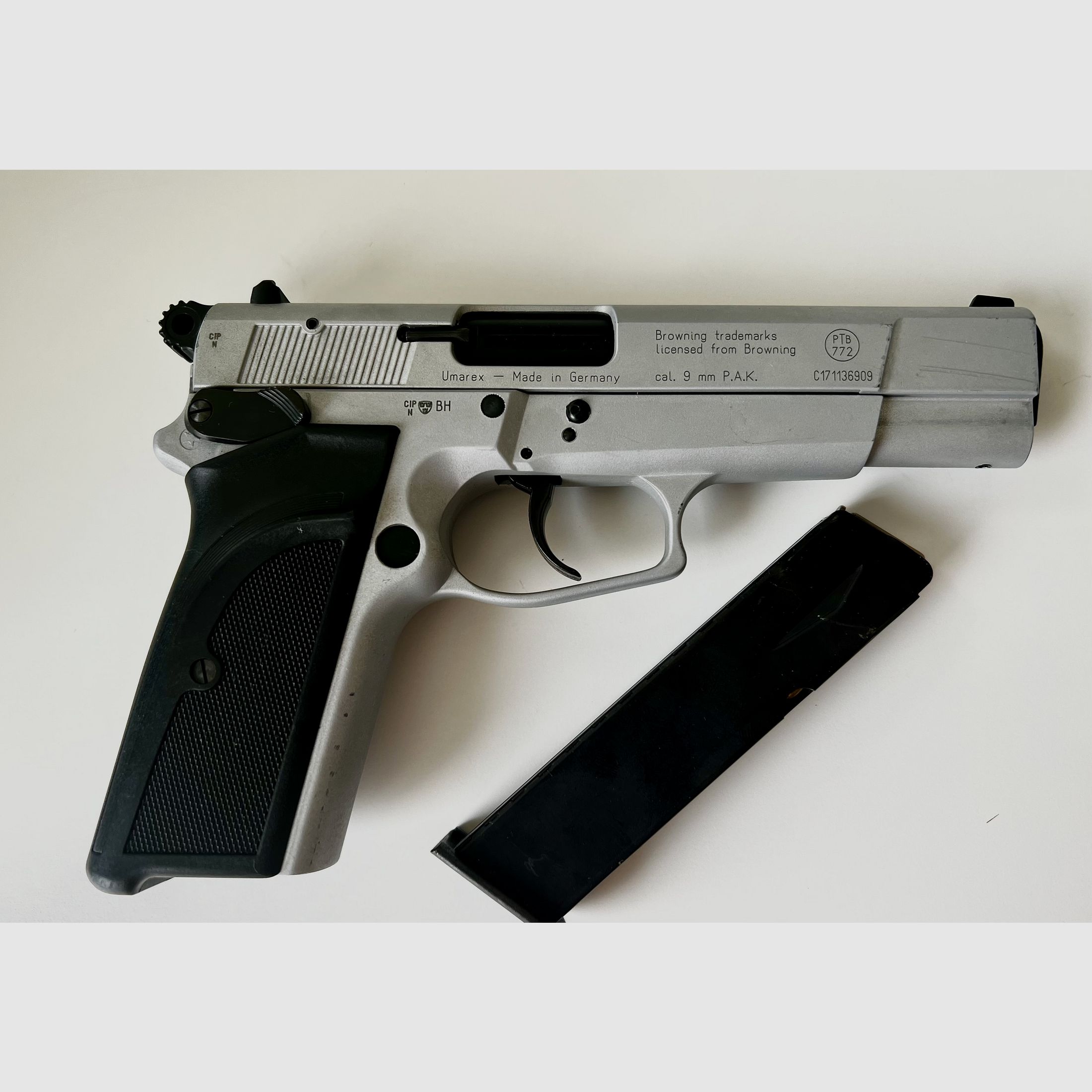 Browning GPDA 9mm P.A.K Schreckschuss 