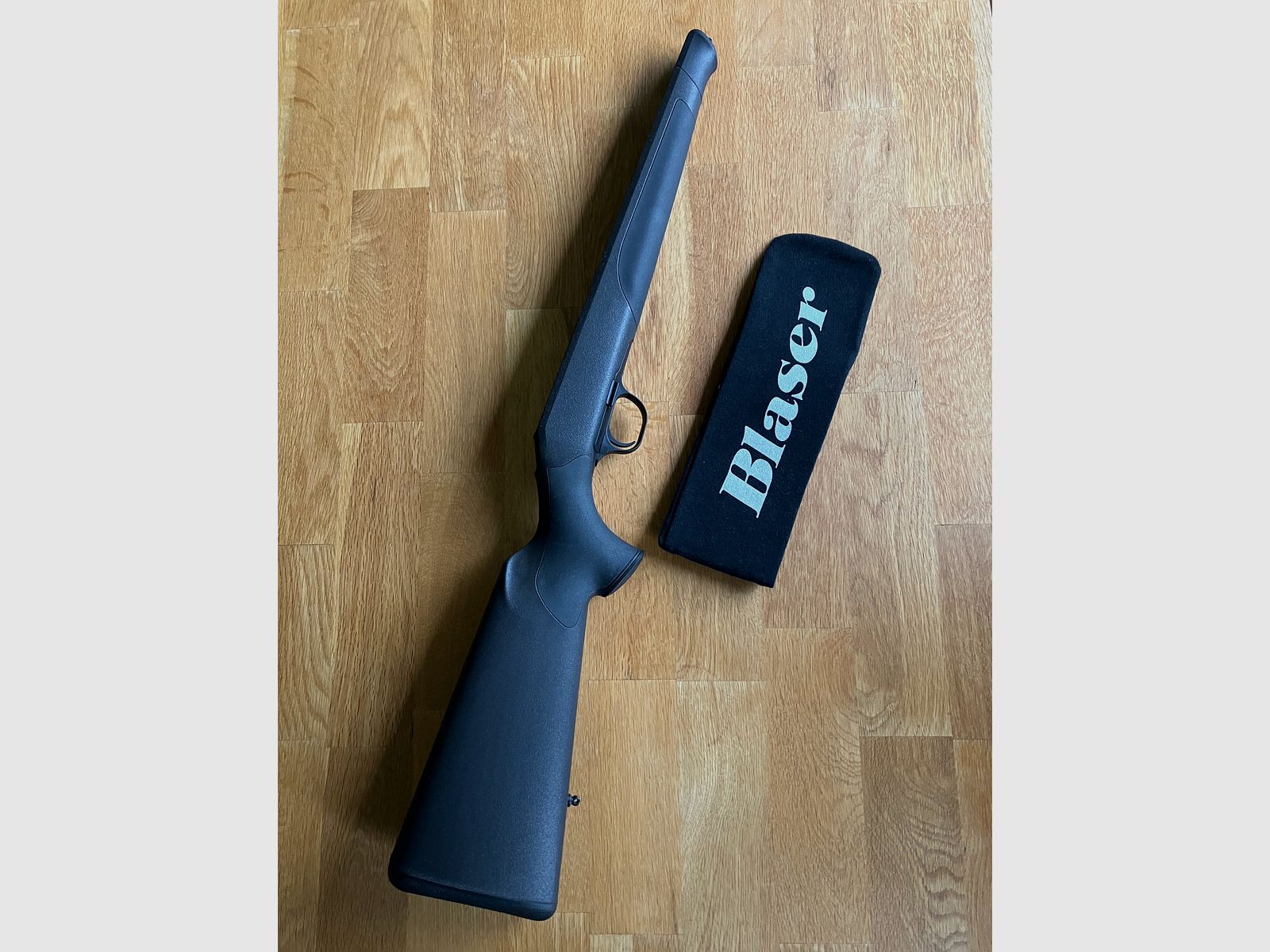 BLASER R8 Professional Komplettierung schwarz-braun für Standardlaufprofil - Nagelneu