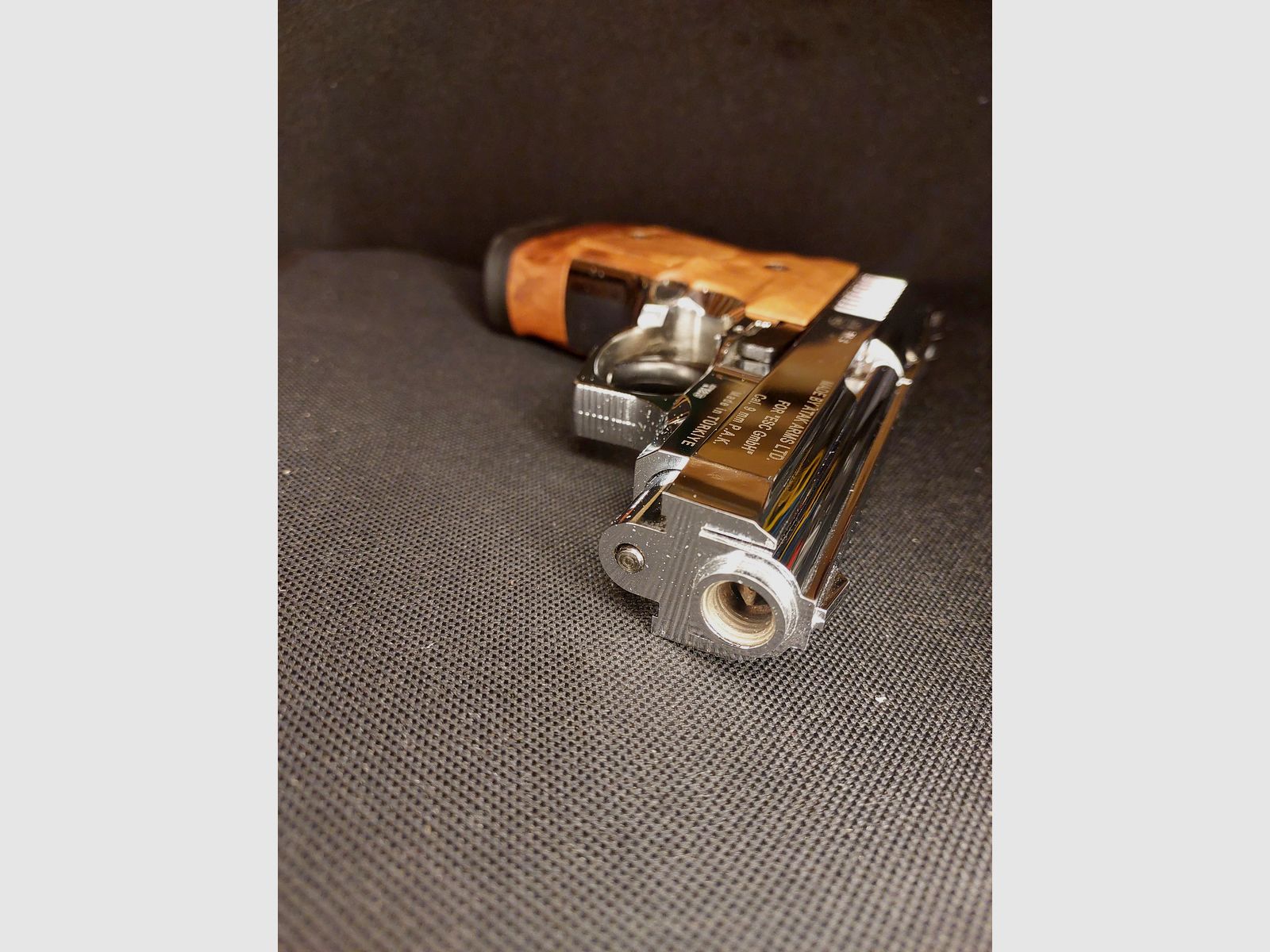 Zoraki 914 blank firing pistol 9mm P.A.K. chrome wood look (PTB 972 !!!) with 2 magazines and 2 pairs of grips - as good as new!