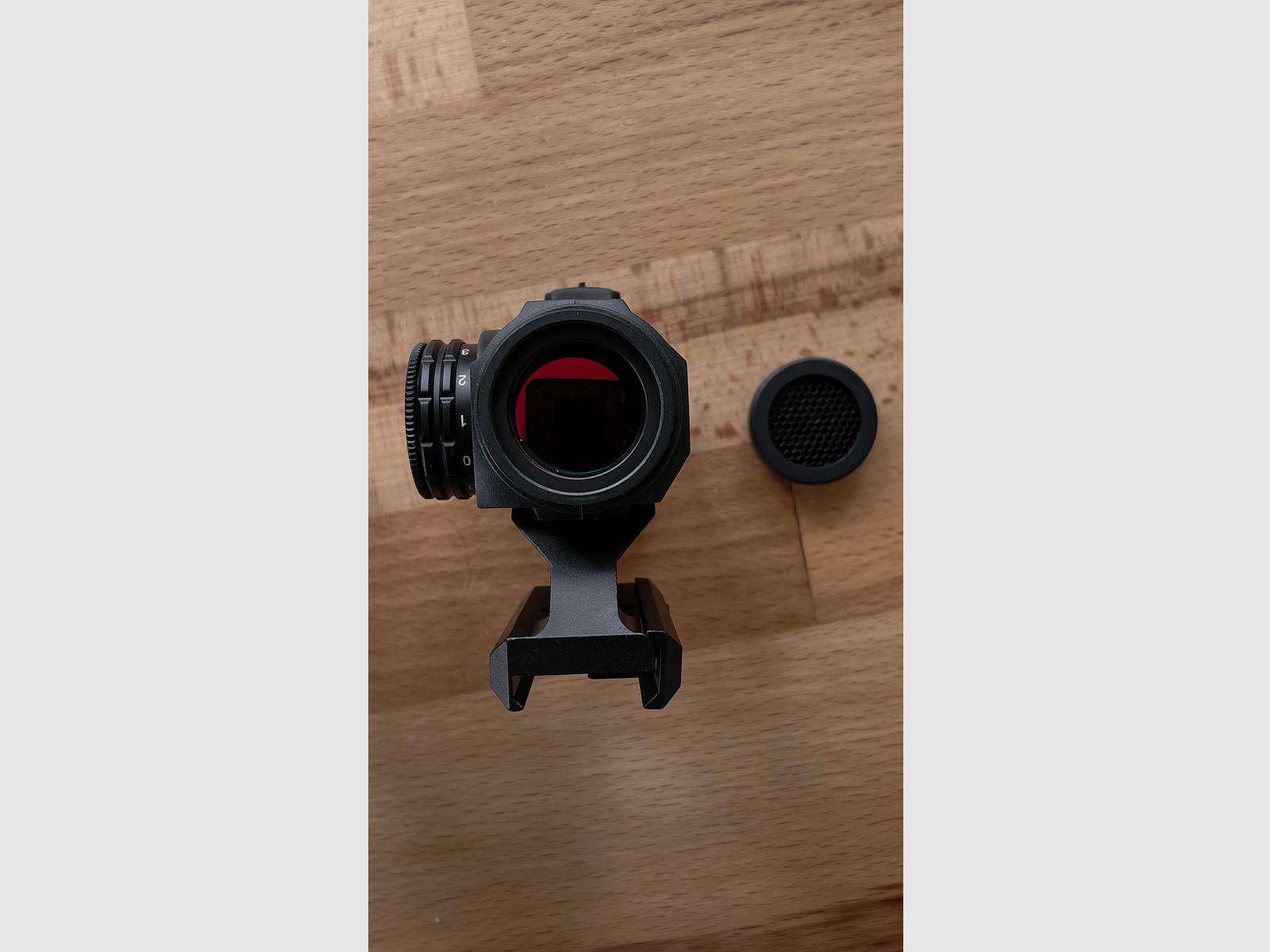 Red Dot und Vergrößerungsglas von Vector Optics