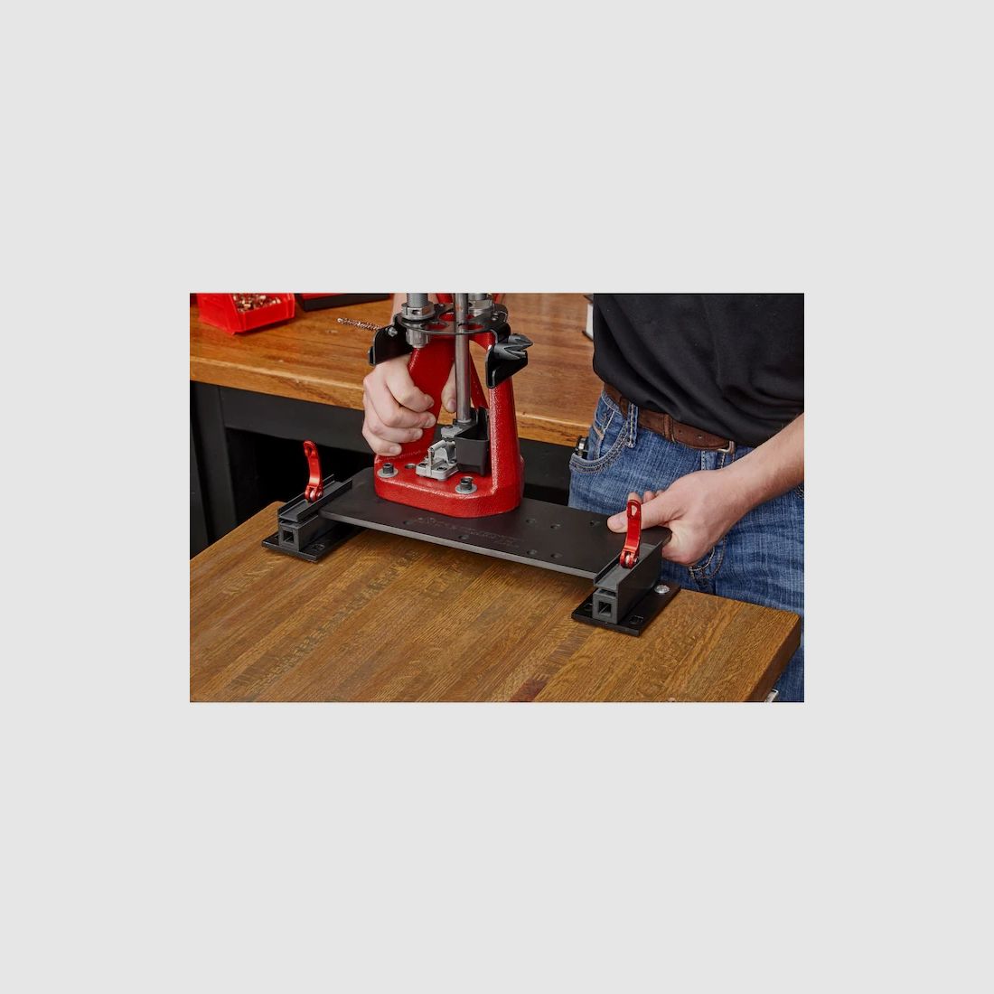 Hornady Montagesystem mit Schnellverschluss für Pressen und Geräte