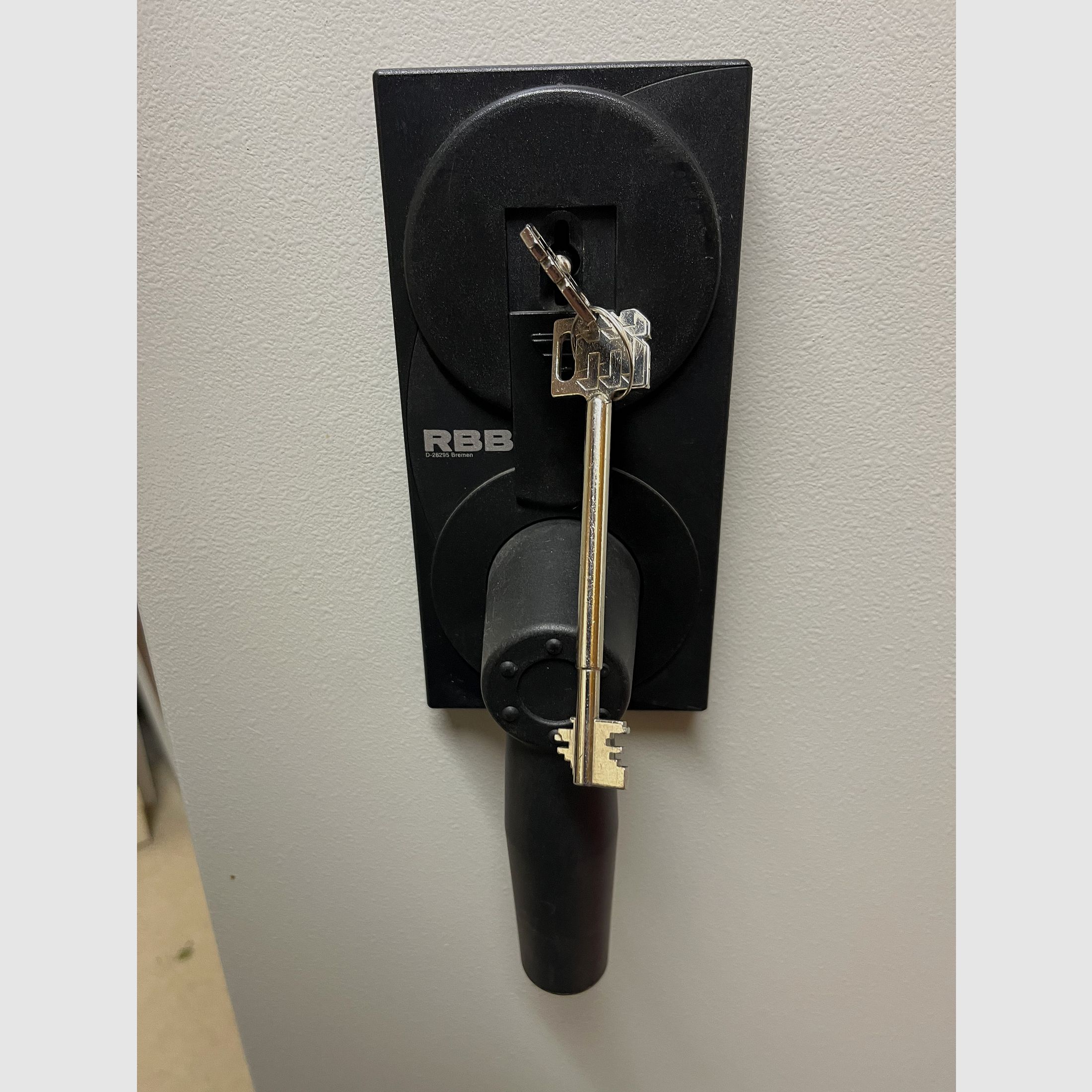 Armoire à armes / Coffre-fort / Armoire à munitions