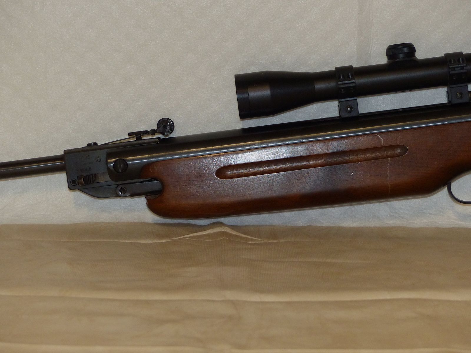 Rifle de aire comprimido Weihrauch Mod. HW 35 con F, seguro y mira telescópica vintage