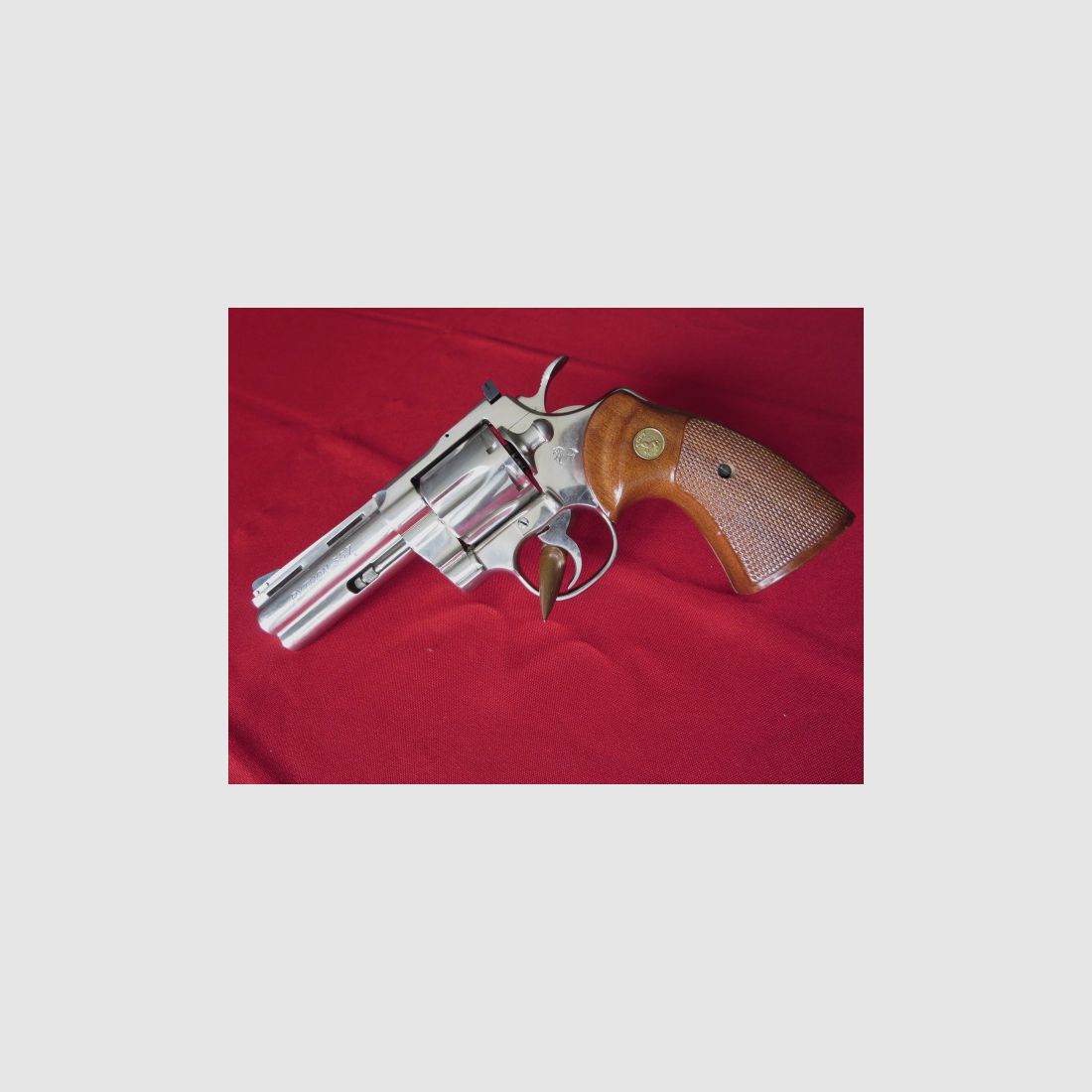 Revolver Colt Python Nickelausführung 357 Magnum