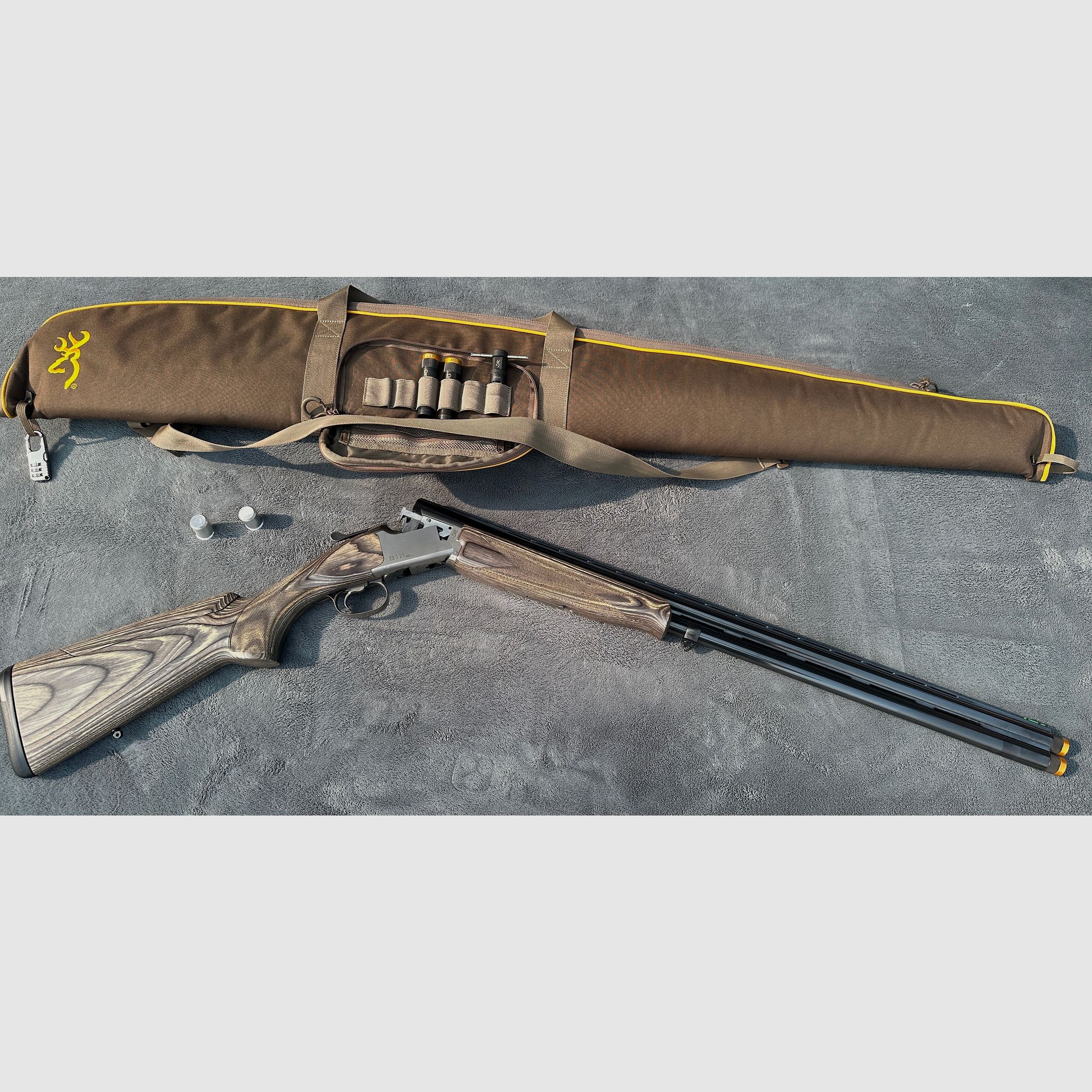 Browning B525 Laminated 12/76