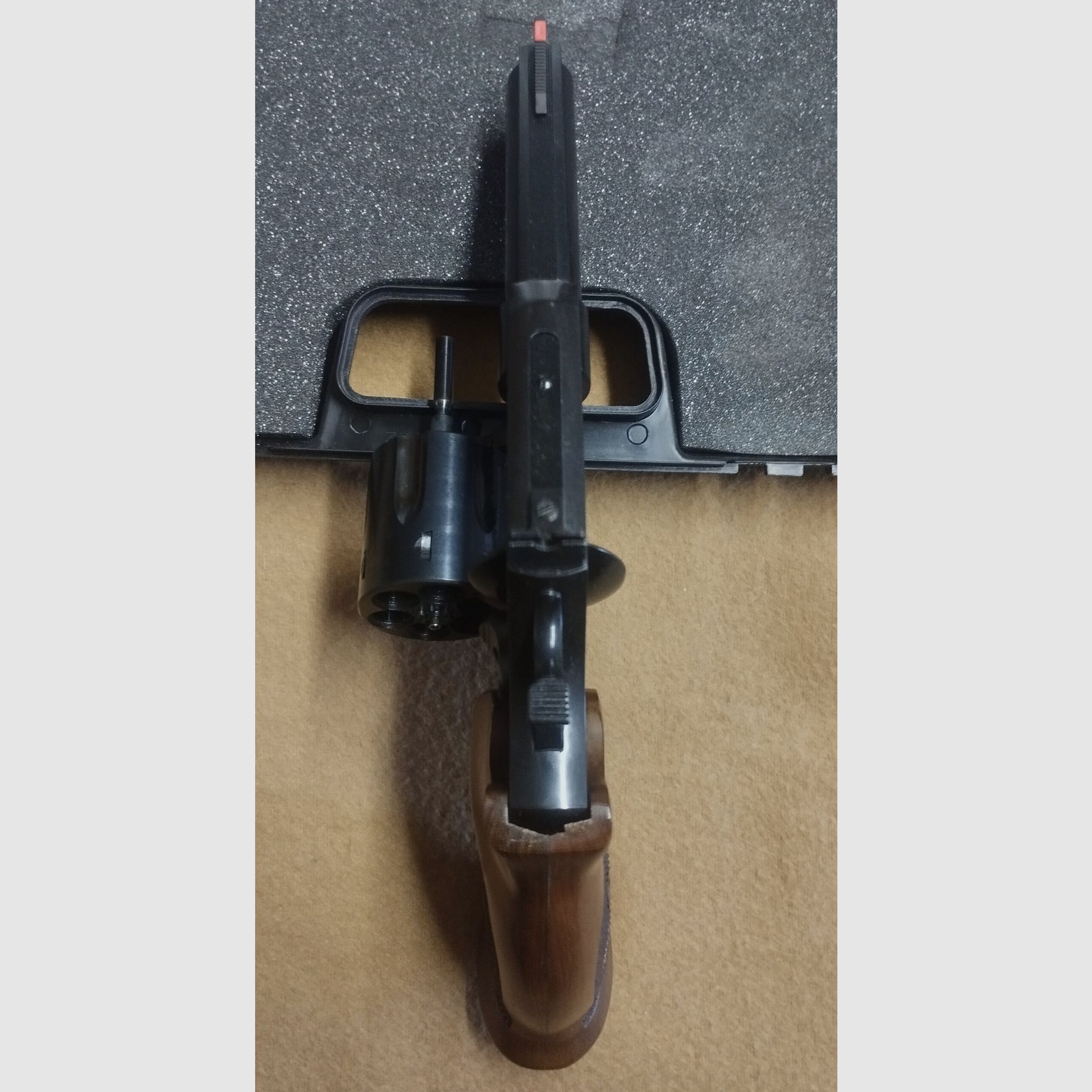 VENDUTA Revolver Alfa Proj mod. 3541 4” Sportivo cal 357 Mg., Bild 7 von 8