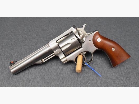 Ruger Modell Redhowk KRH-445, Kaliber 44 RemMag, 5,5" Lauf, stainless, sehr gut