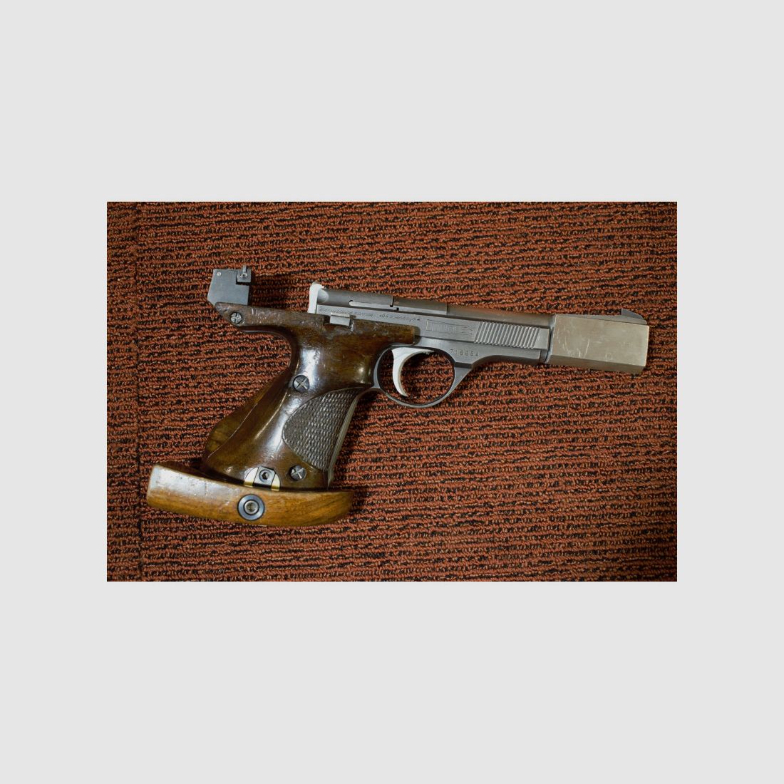 PISTOLE DES 69 KAL. 22LR + GEGENGEWICHT - 3 MAGAZINE - DPV, Bild 2 von 2