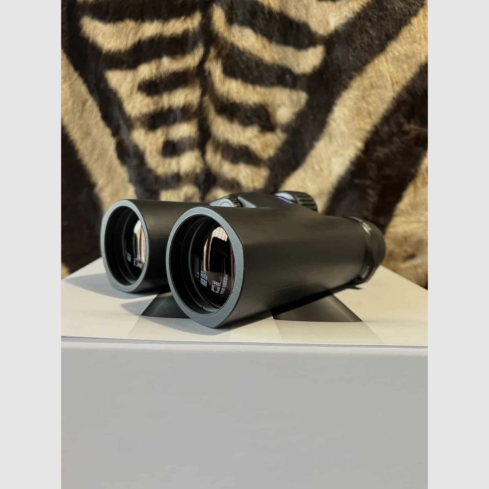 ZEISS Conquest HDX 10X42 Fernglas, Bild 3 von 8