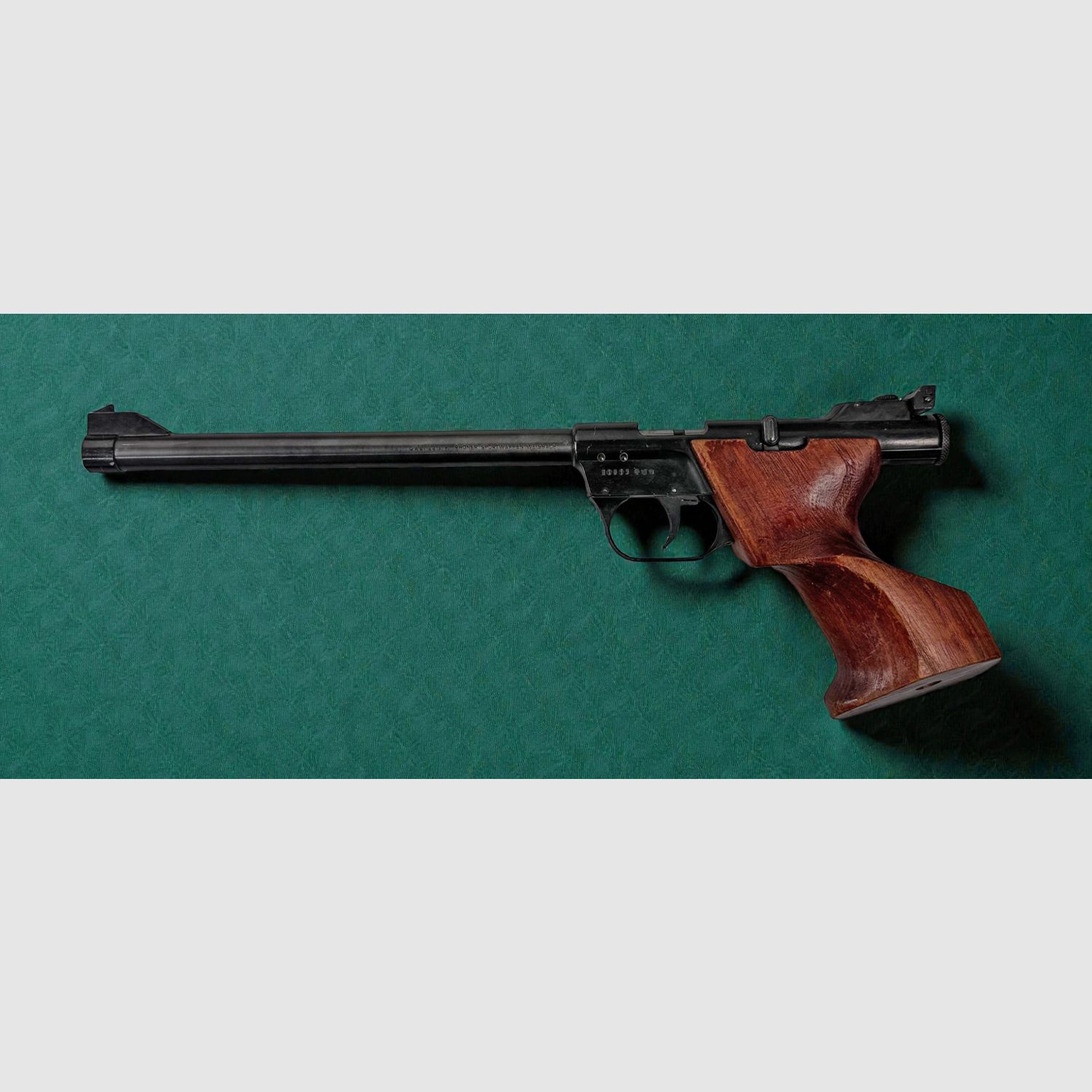 Pistola deportiva Rhön Cal. .22lr