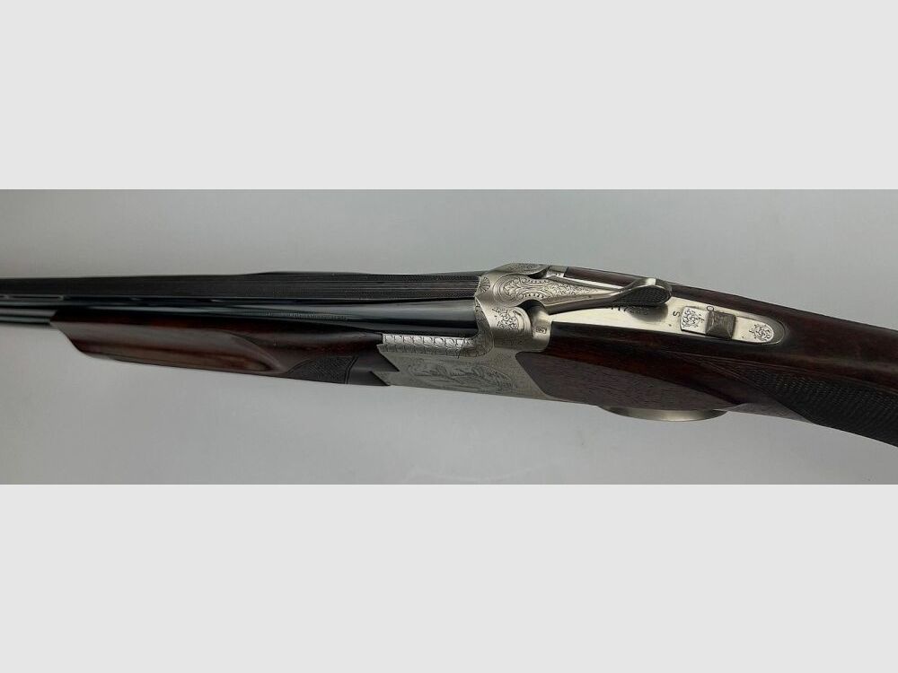 Browning B125