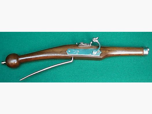 Indian flintlock pistol