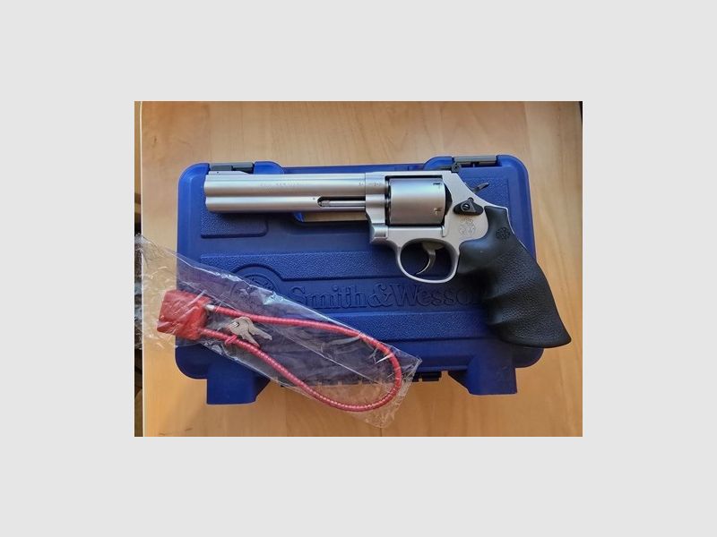 REVOLVER SMITH & WESSON 686 INTERNATIONAL