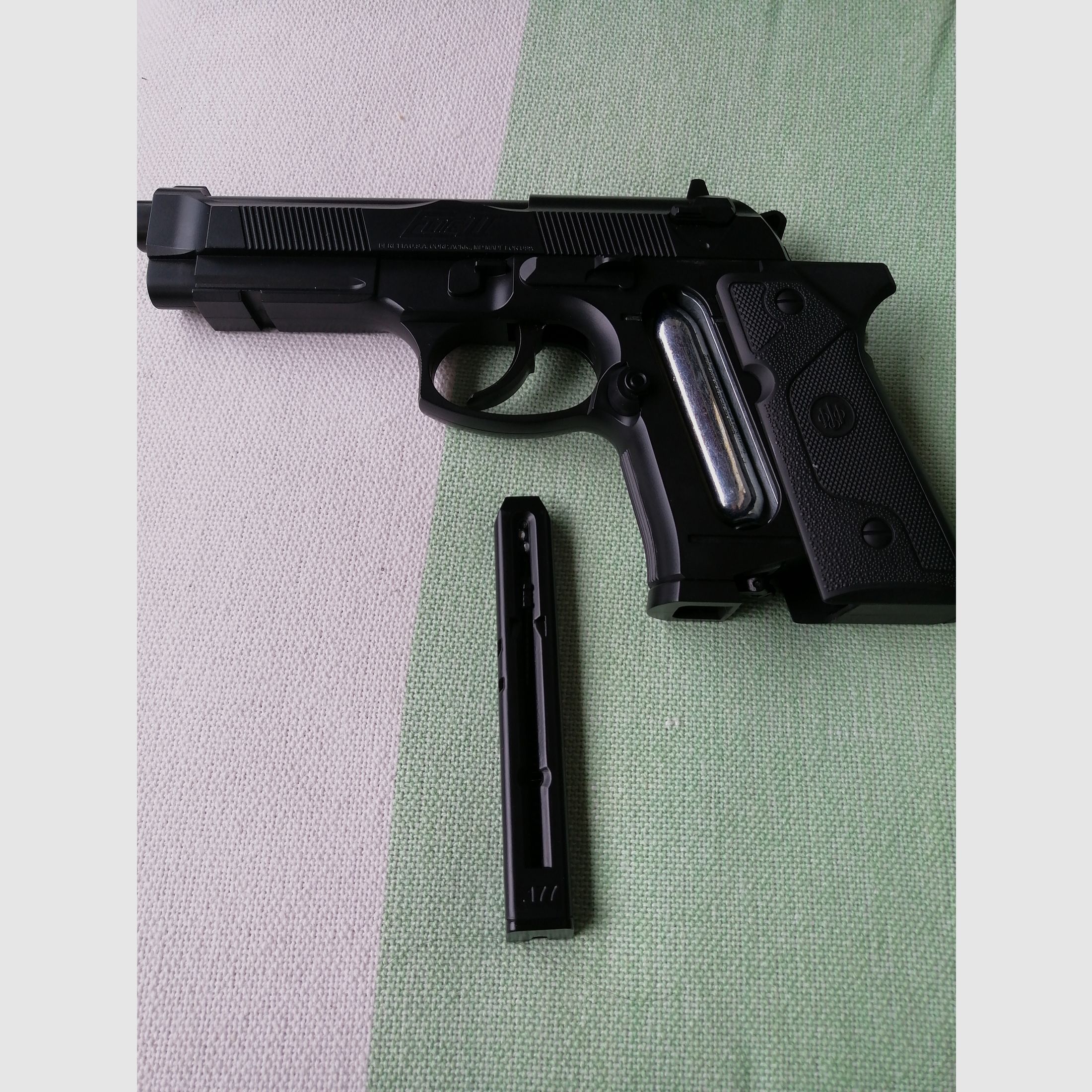 Beretta Elite 2 Luftpistole co2 automatik Stahlrund Kugel 