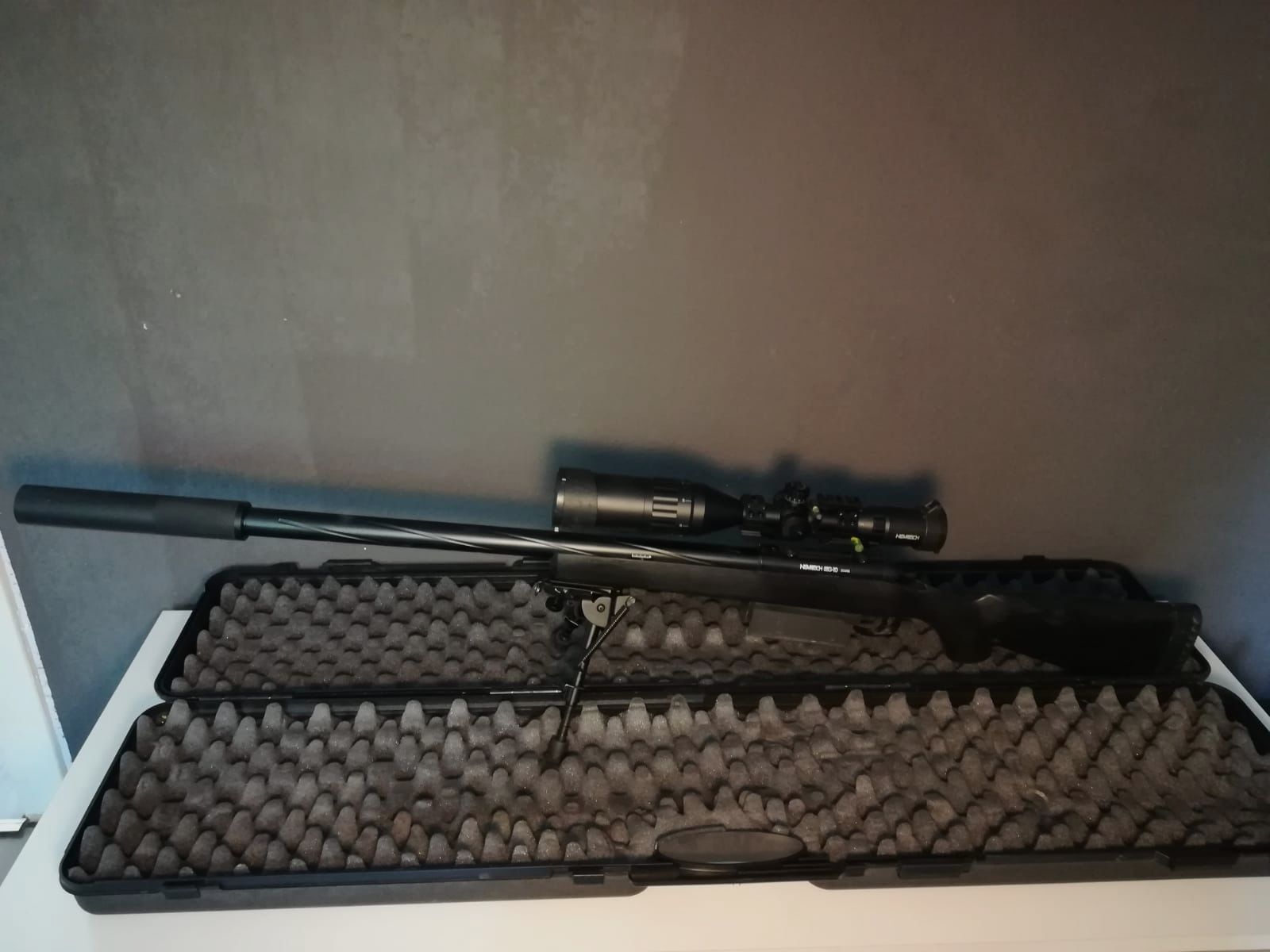 Novritsch SSG10 A1 5 Joules M220 - Volledige uitrusting met enige accessoires