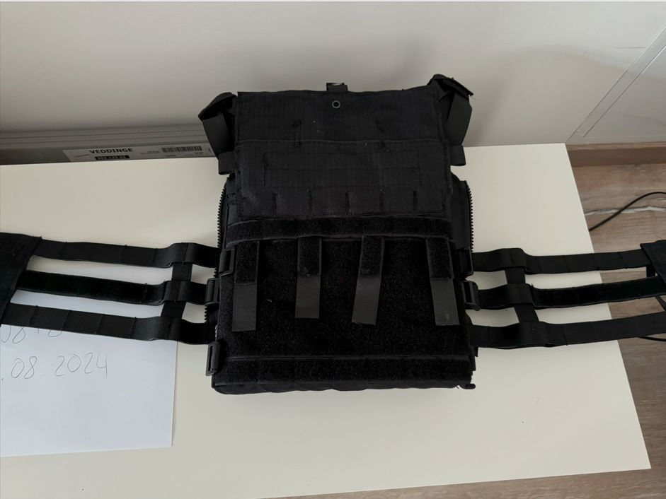 Tactical Vest RUSH 2.0 + Dummy Platten + Magpouch - Schwarz