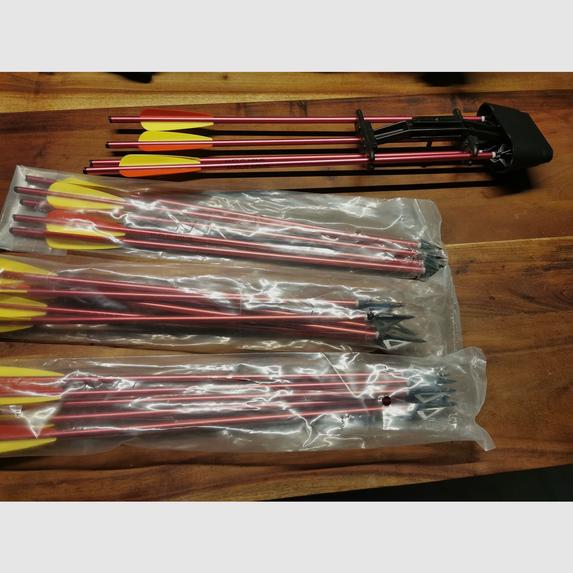 Steambow Bulldog 440 Excalibur crossbow with pneumatic tensioner and a lot of accessories