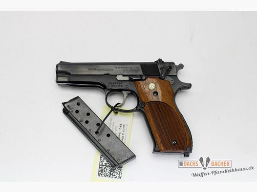 Pistol S&W 39-2 Cal. 9mm Luger 2nd Magazine