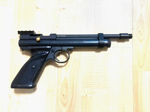 CO2 pistolet Crosman 2240 Professional-Paket z szyną Picatinny i adapterem do tłumika
