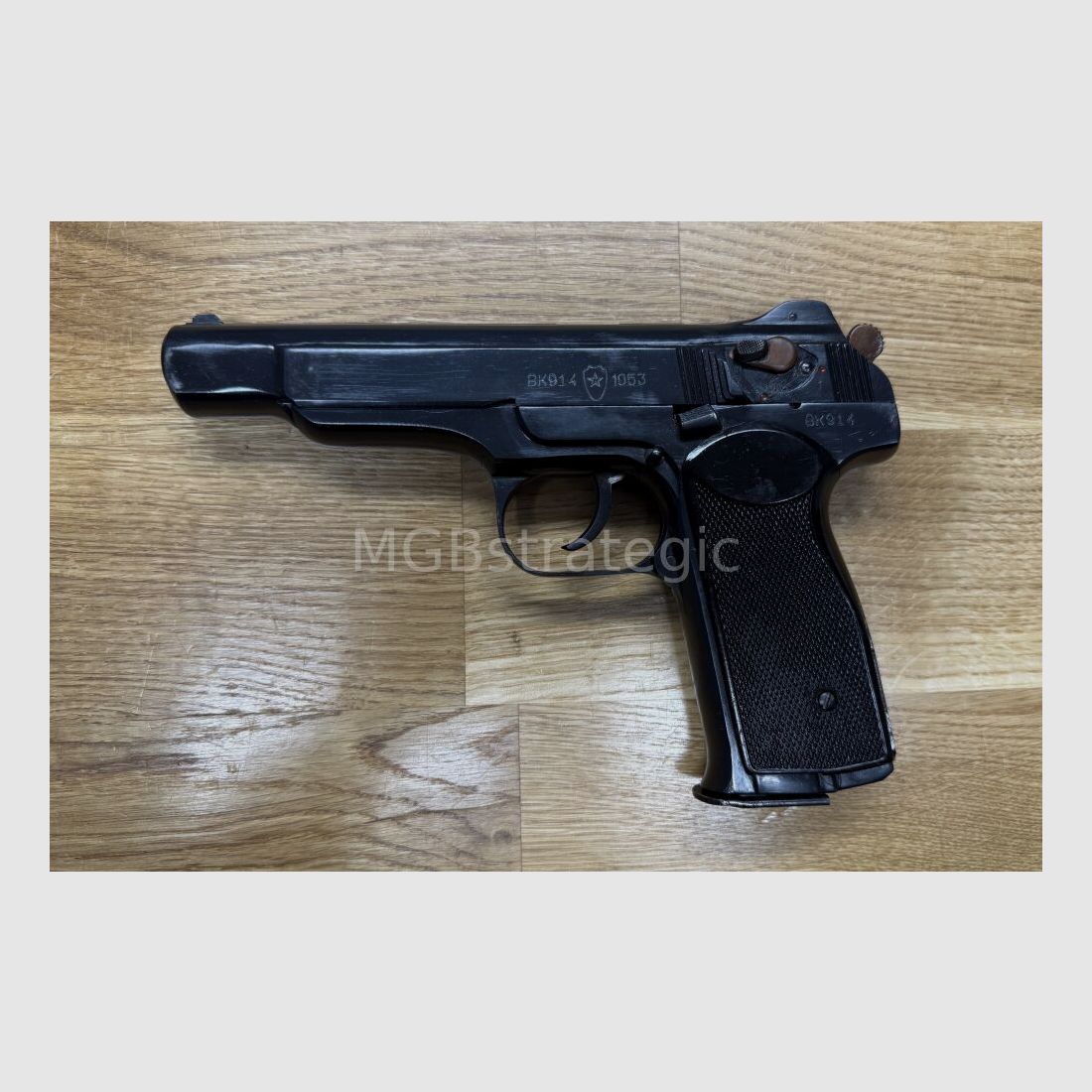 Stetschkin APS - halbautom. Pistole 9mm Makarov mit Schaft