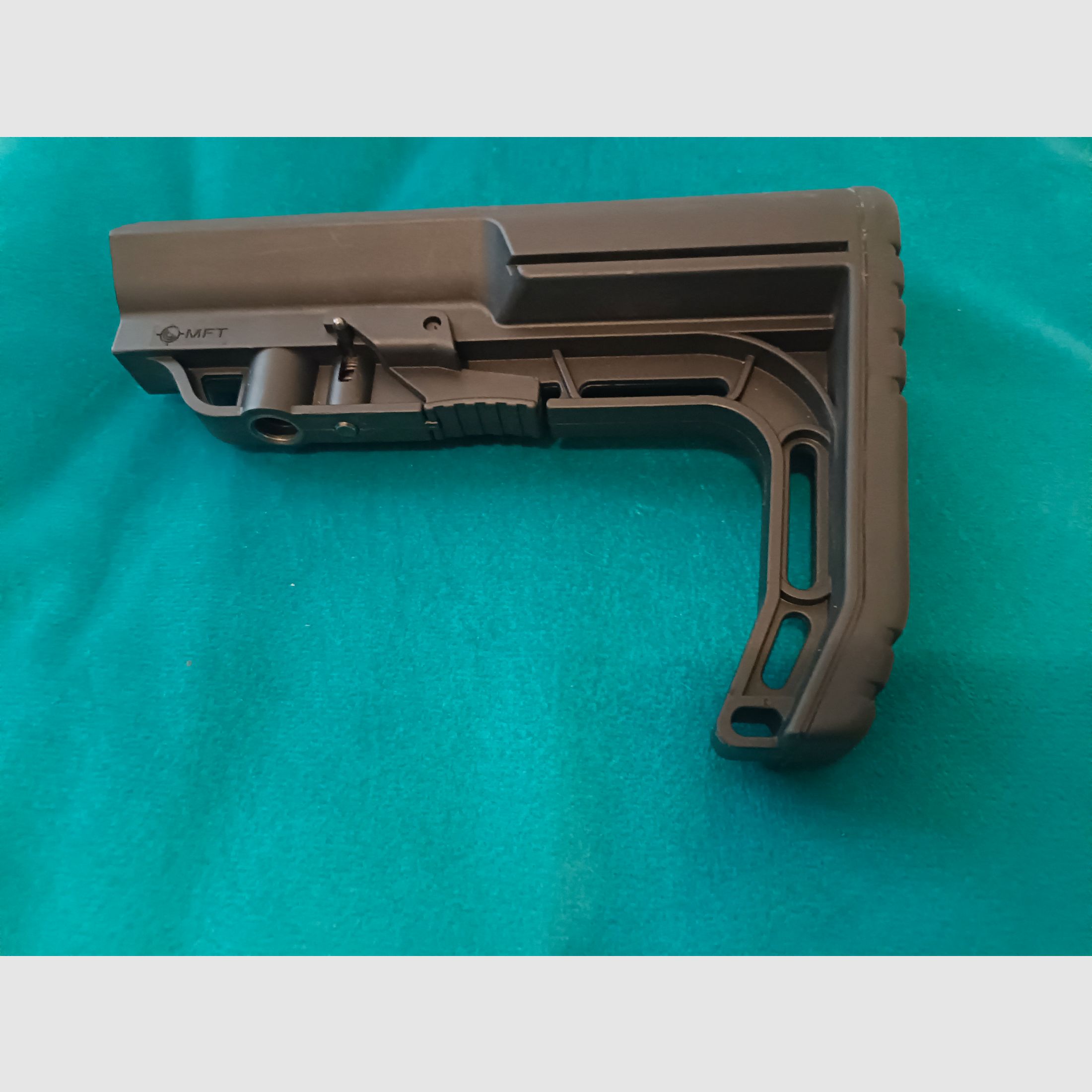MFT Schulterstütze AR 15 Minimalist