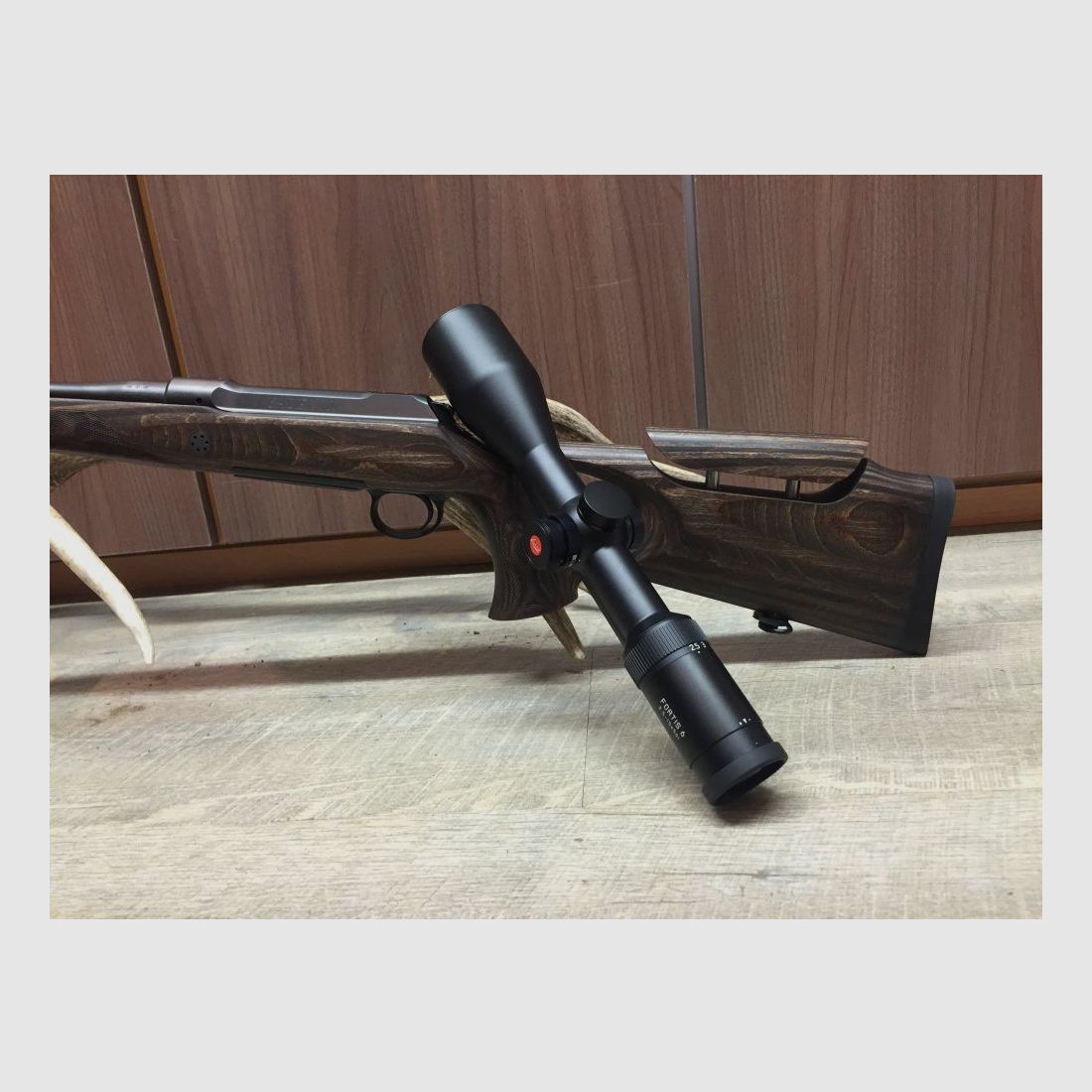 Sauer 101 GTI, mit Leica Fortis 6 2,5-15x56 i