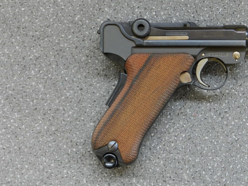 SONDERMODELL MAUSER 08 75 JAHRE PARABELLUM-PISTOLE 1900-1975
